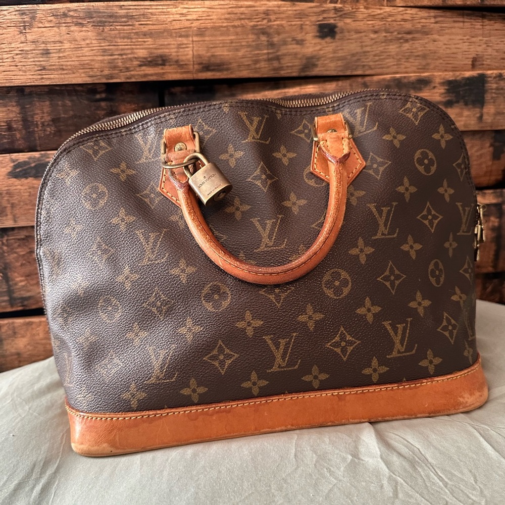 Louis Vuitton Monogram Alma PM Bag